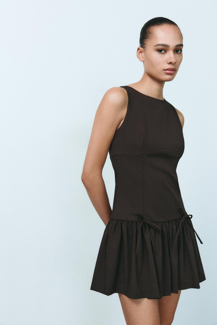 Janka | Sophisticated Dress with Tailored Silhouette