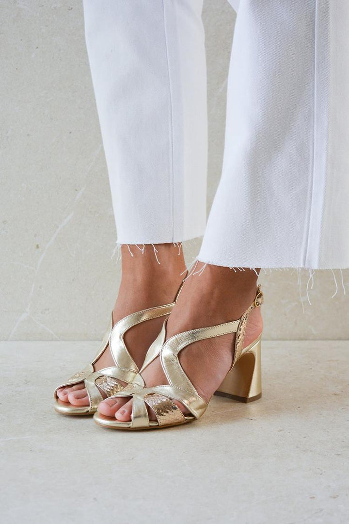 Erika - Glossy Peep-Toe Sandals