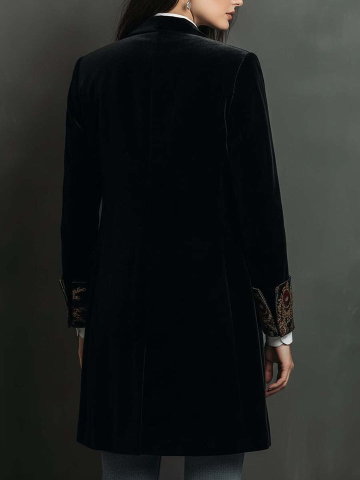 Octavia | Short Jacket Featuring Baroque Details