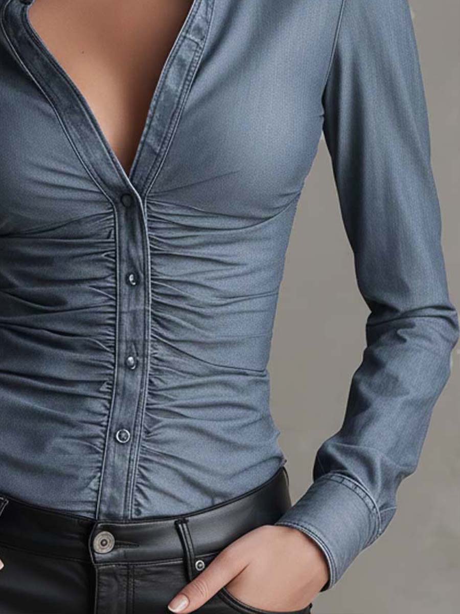 Tailored Tencel Shirt with Integrated Center Seam