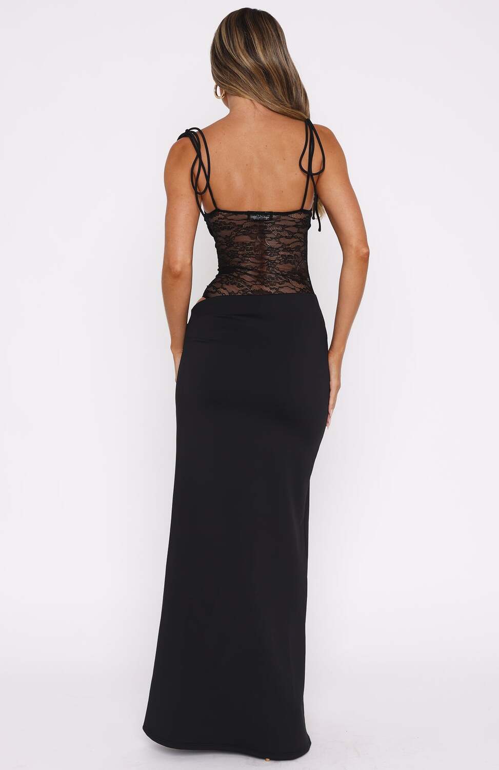 Adelina - Elegant Maxi Dress