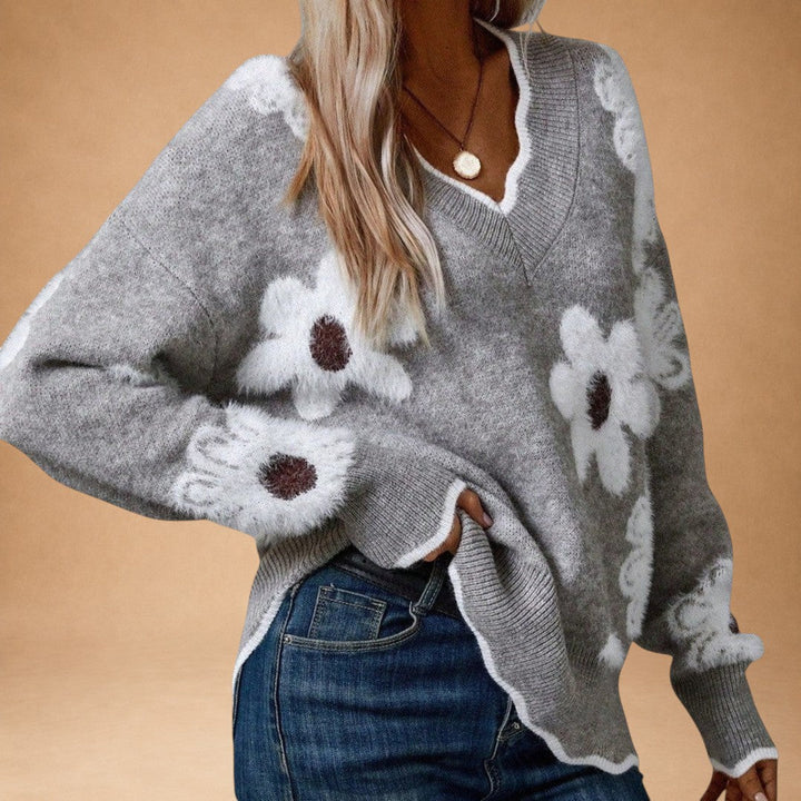Zinovia - Refined Knit with Floral Design and Feminine Line