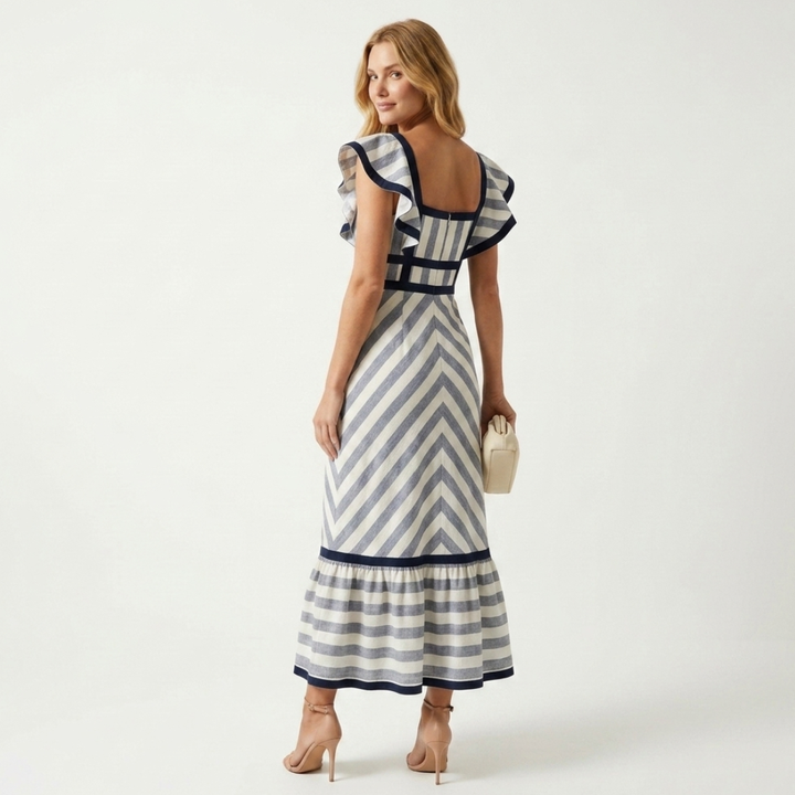 Vintage-Inspired Sandy Maxi Dress