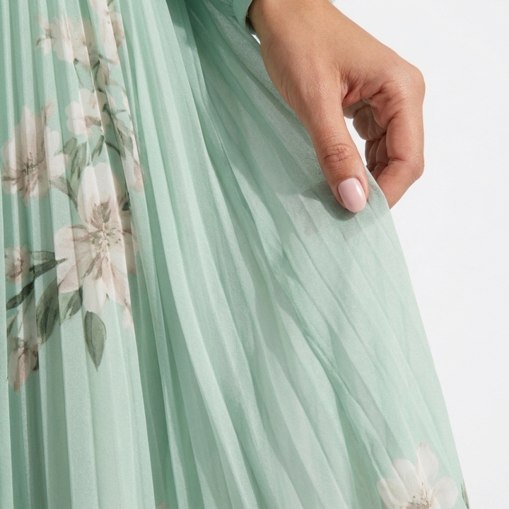 Mel - Graceful, Lightweight Midi Dress