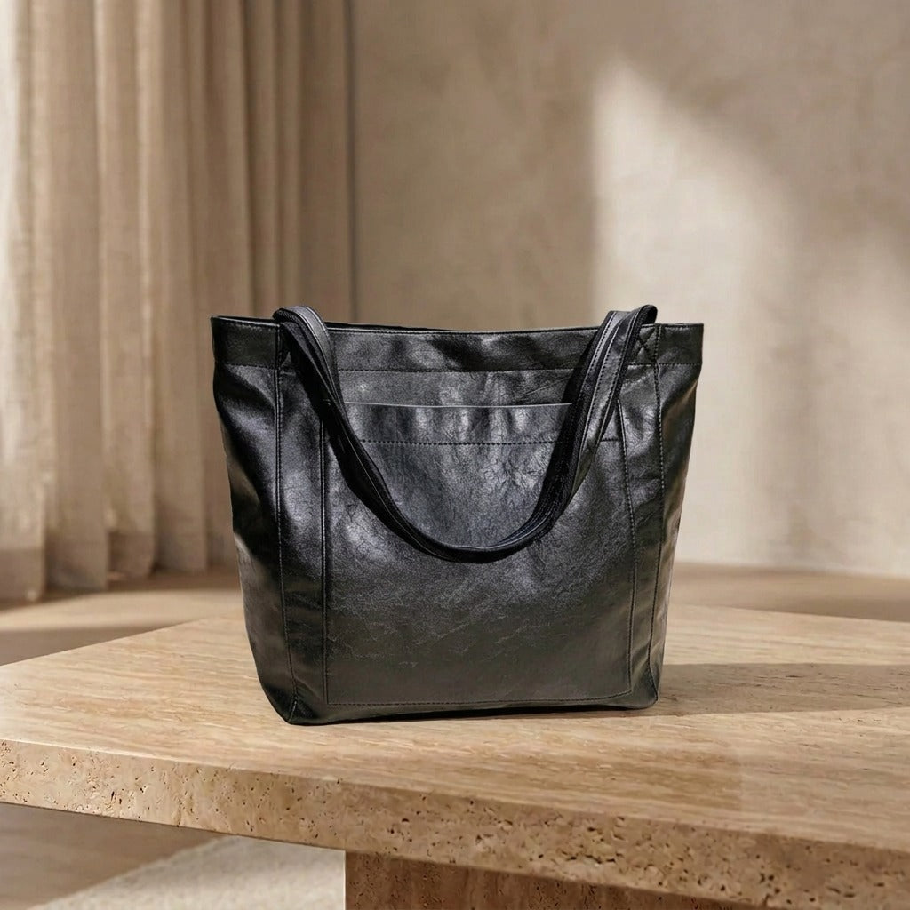 Crete - A Stylish and Practical Shoulder Bag