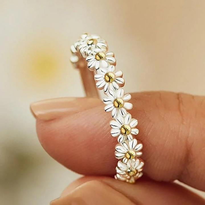 Florentina - Silver Flower Ring