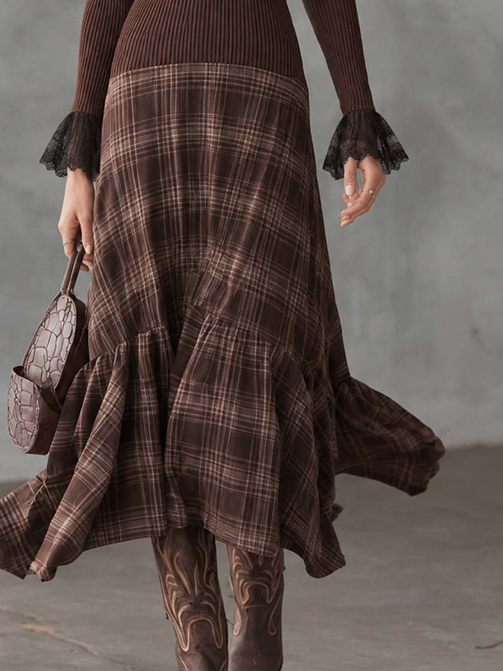 Retro-Inspired Midi Dress with Knitted Check and Sheer Shoulder Details