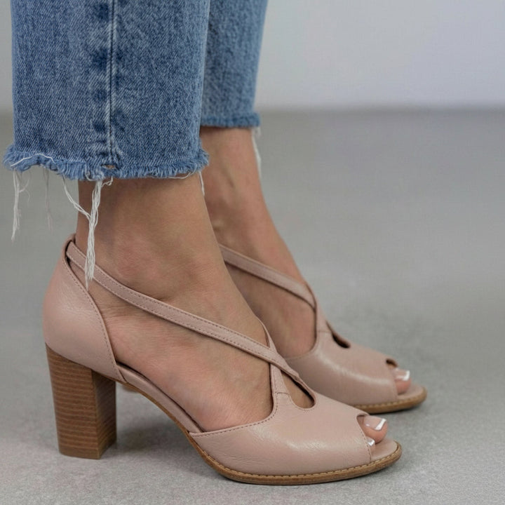 Genoveva - Stylish Pink Sandals for Ultimate Comfort