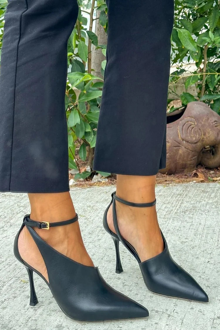 Mafalda - Black Designer Cut Flip-Flops