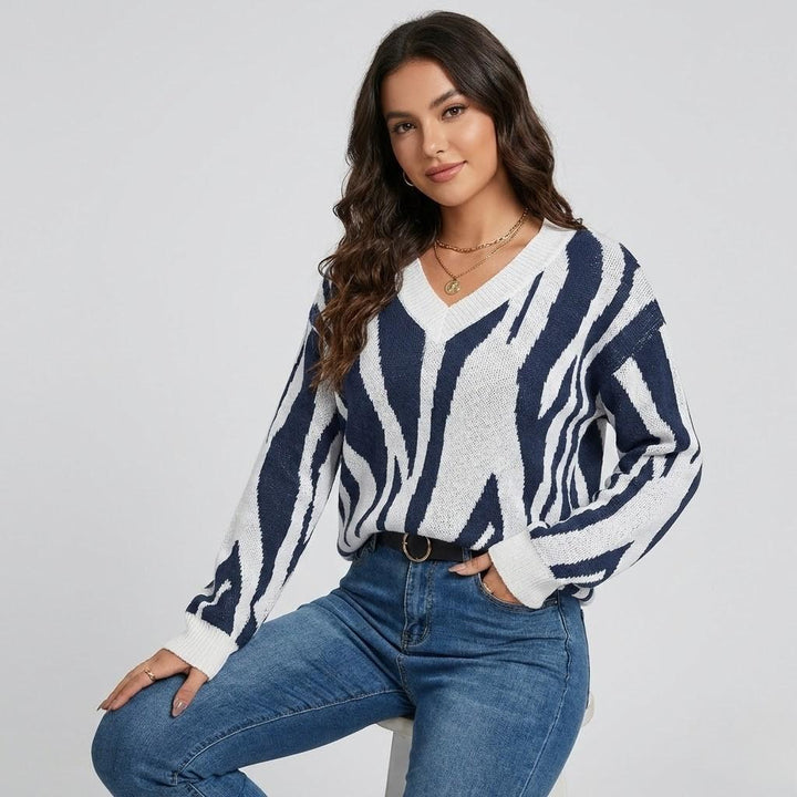 V-Neck Straight Cut Knitted Sweater