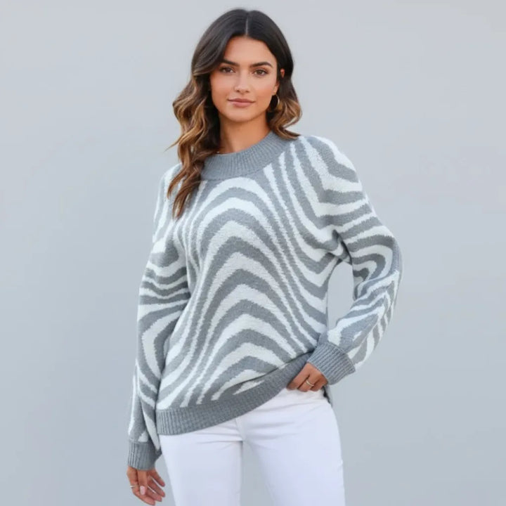 Cozy Relaxed-Fit Knitted Sweater with Graphic Print