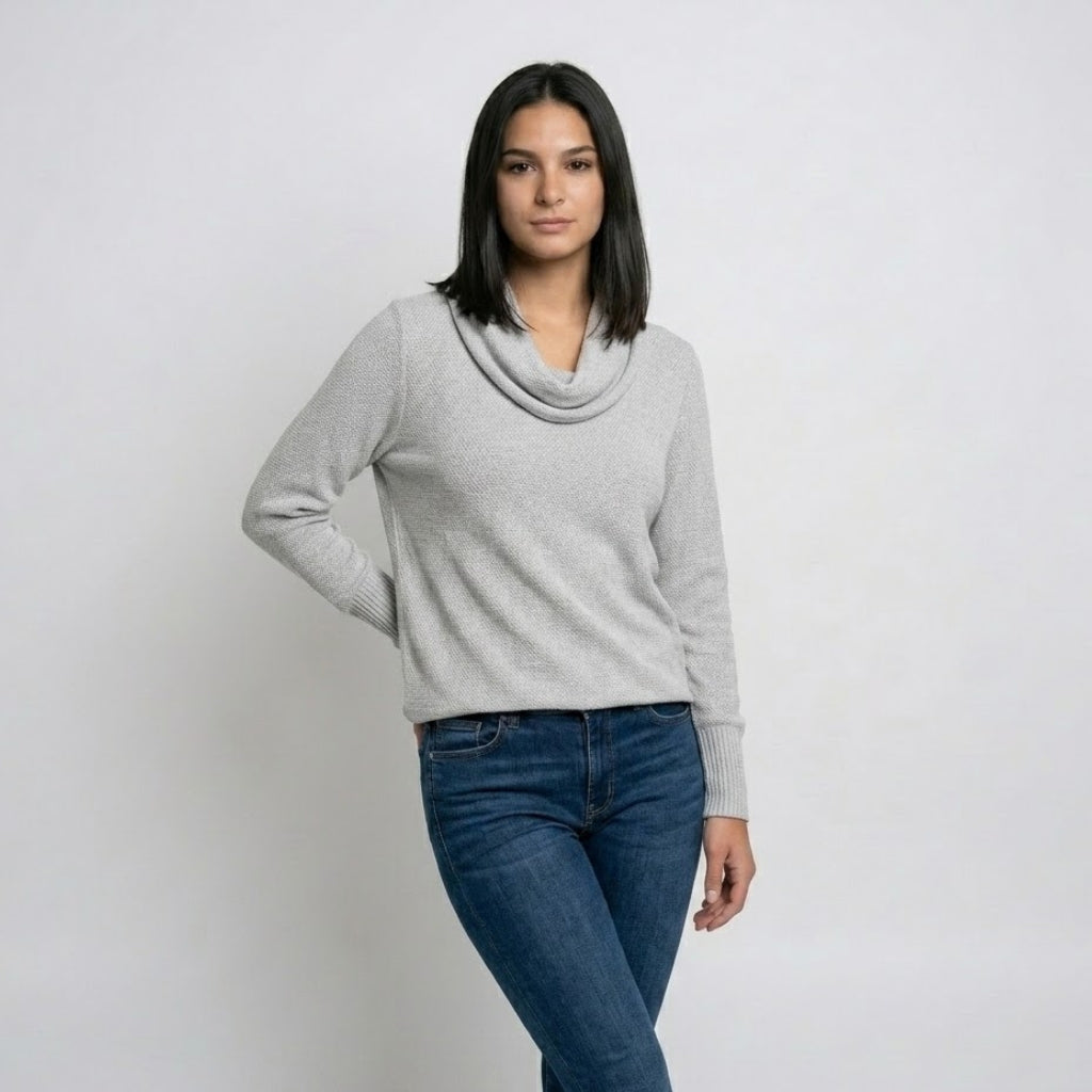 Ruffled Neckline Sweater in a Soft Viscose-Elastane Blend
