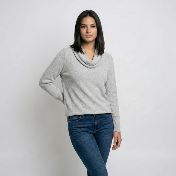 Ruffled Neckline Sweater in a Soft Viscose-Elastane Blend