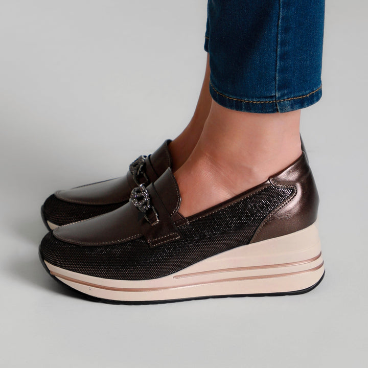 Women's Loafers Featuring Stylish Silver Accents