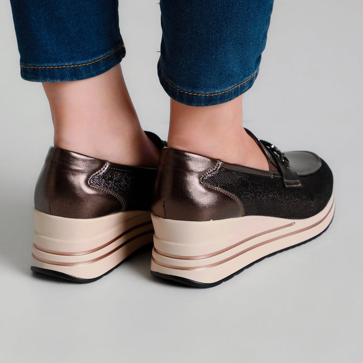 Women's Loafers Featuring Stylish Silver Accents