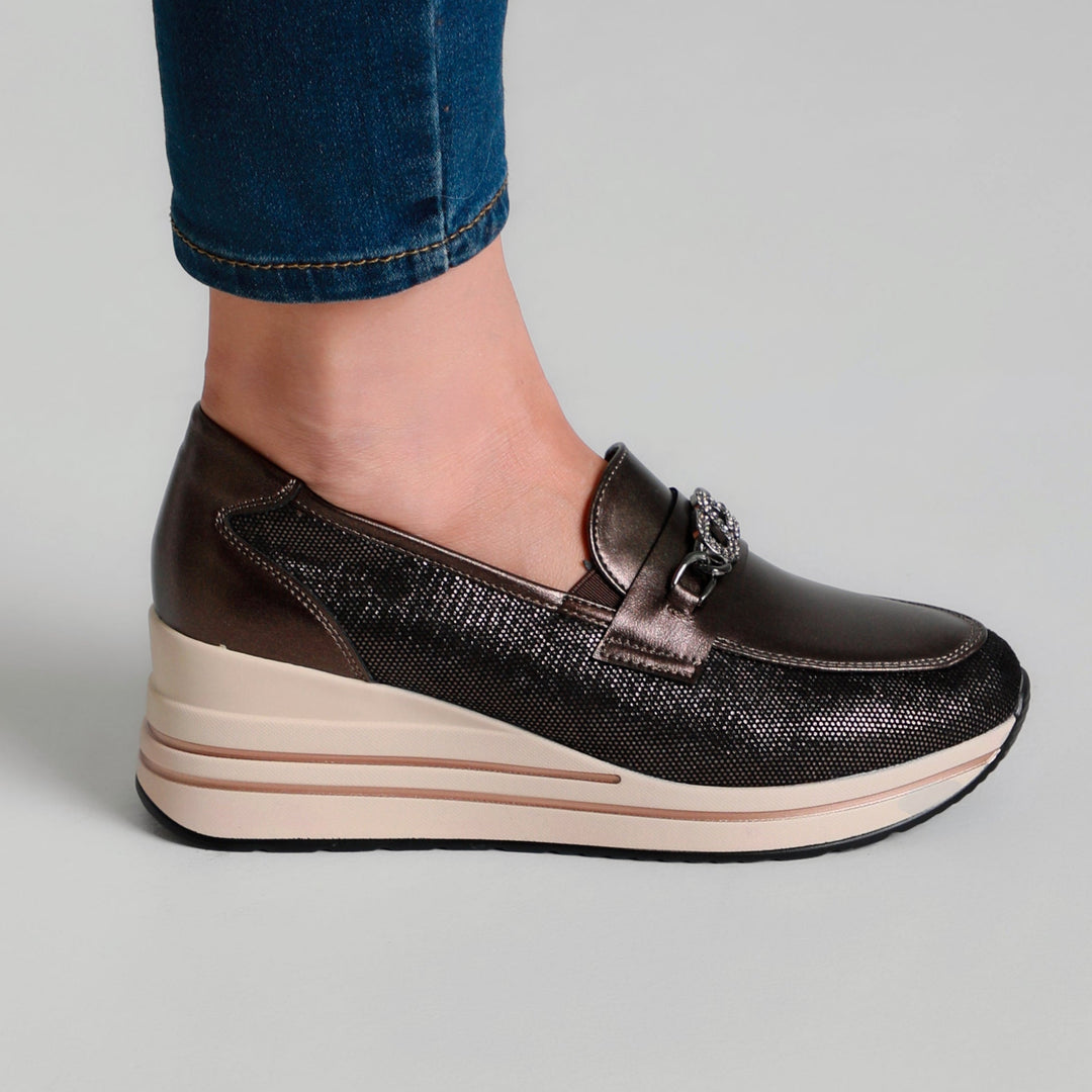 Women's Loafers Featuring Stylish Silver Accents