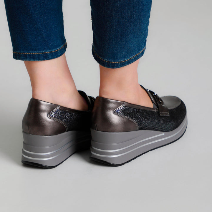 Women's Loafers Featuring Stylish Silver Accents