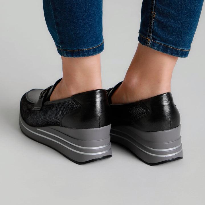 Women's Loafers Featuring Stylish Silver Accents