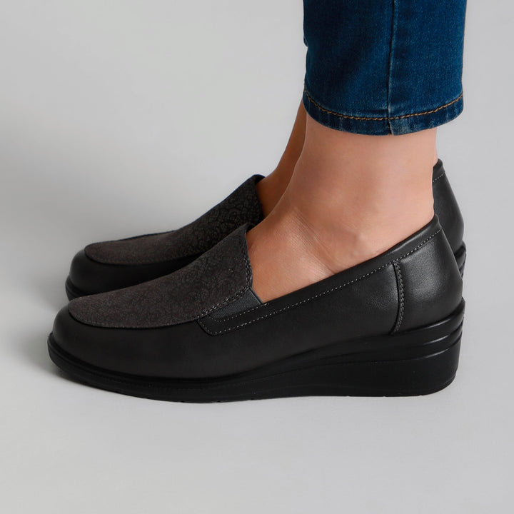 Ella | Stylish Women's Moccasins