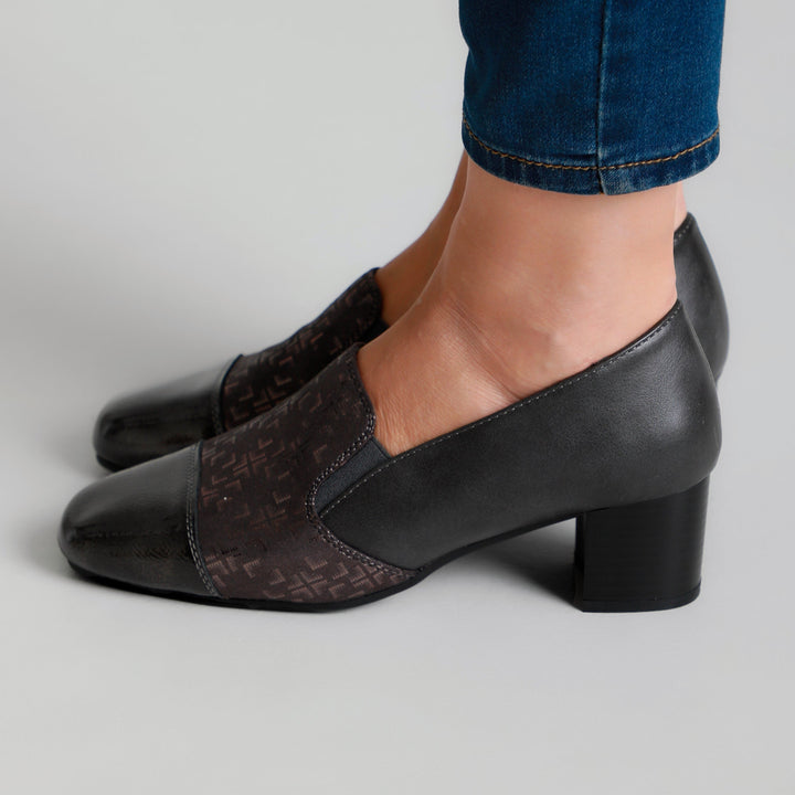 Lightweight Heeled Moccasins