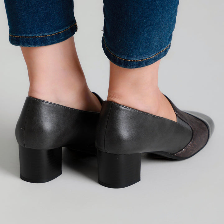 Lightweight Heeled Moccasins