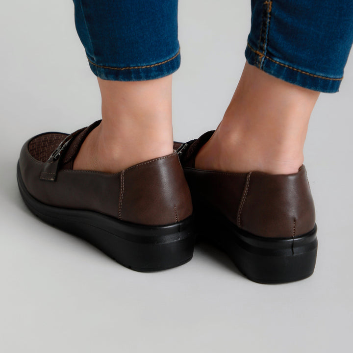 Chic Moccasins Offered in Four Stunning Colors
