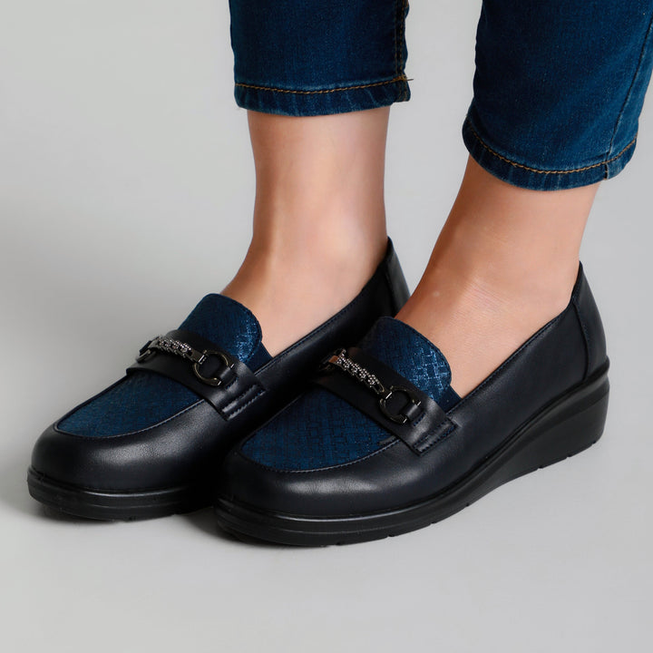 Chic Moccasins Offered in Four Stunning Colors