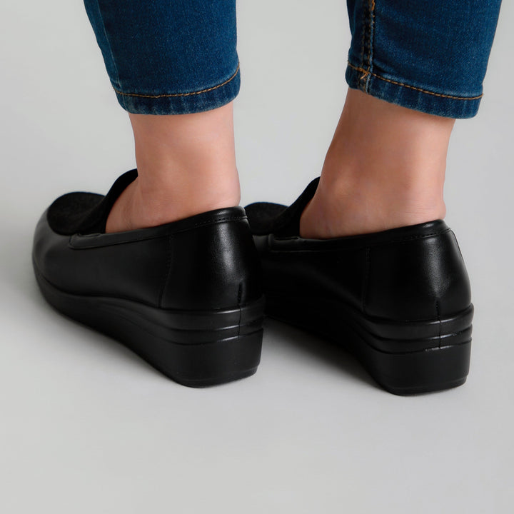 Ella | Stylish Women's Moccasins