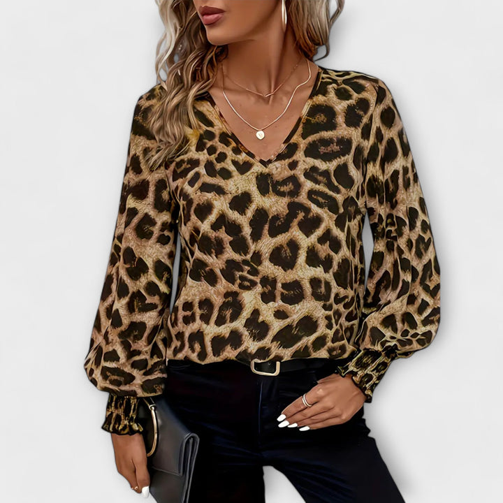 Joana - Stylish Leopard Print Blouse