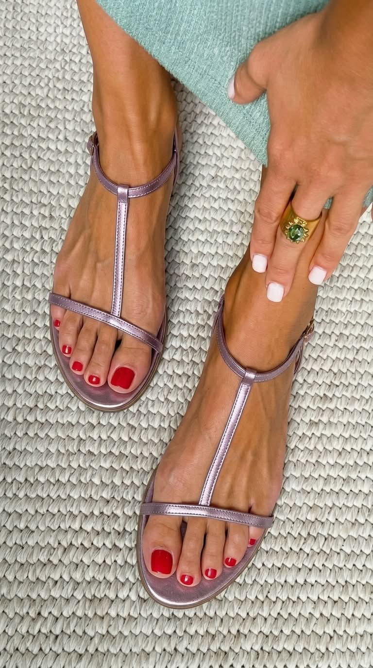 Severina - Chic Metallic Sandals for Trendy Outfits