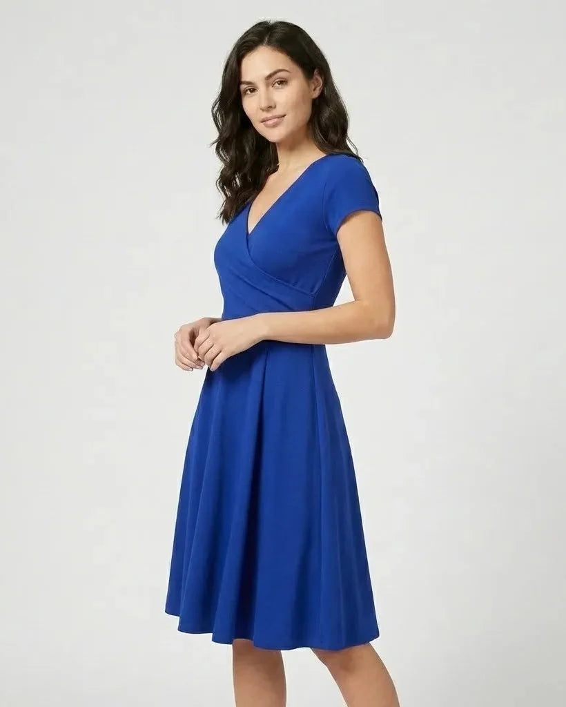 Nikola | V-Neck A-Line Midi Dress