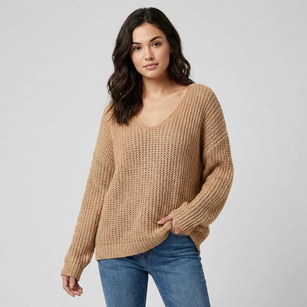 Cozy Relaxed Fit Cashmere Knit Sweater for Everyday Comfort