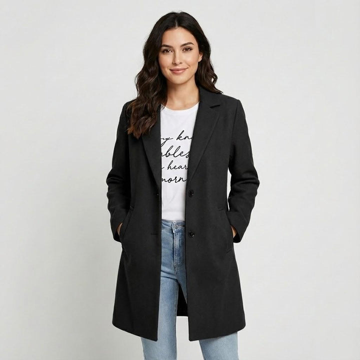 Chic Straight-Cut Coat Crafted from a Luxurious Polyester-Wool Blend with Button Closure