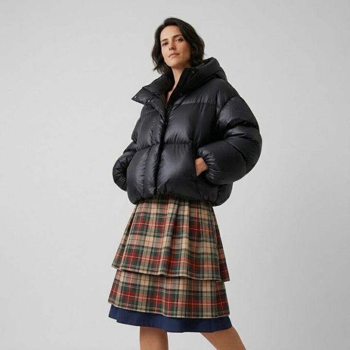 Volume-Enhanced Short Padded Jacket for Chilly Days