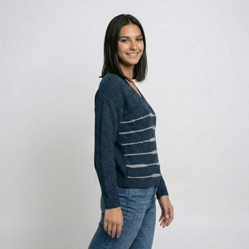 Fitted V-Neck Knitted Sweater in Polyester-Elastane Blend