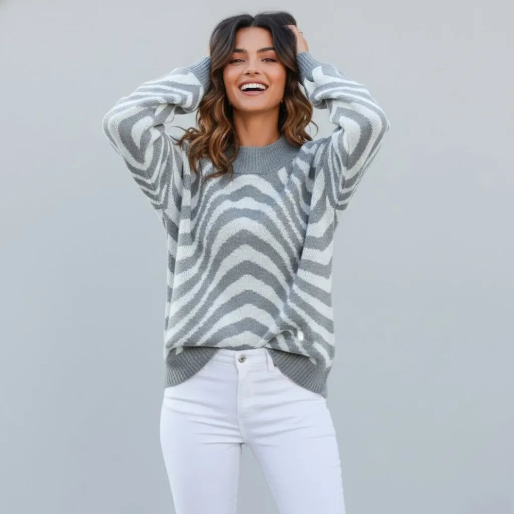 Cozy Relaxed-Fit Knitted Sweater with Graphic Print