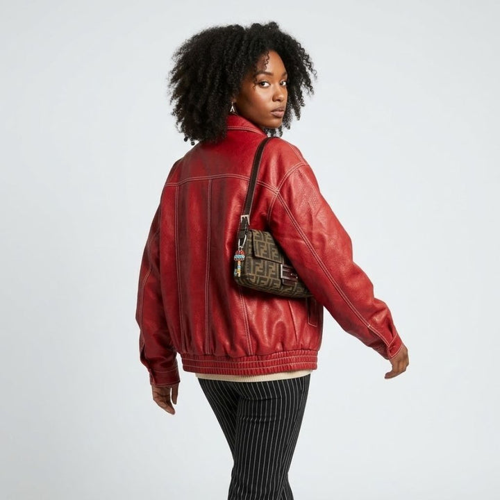 Tailored Urban Jacket Featuring Unique Seam Design