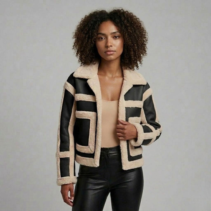Reversible Short Jacket with a Wide Collar
