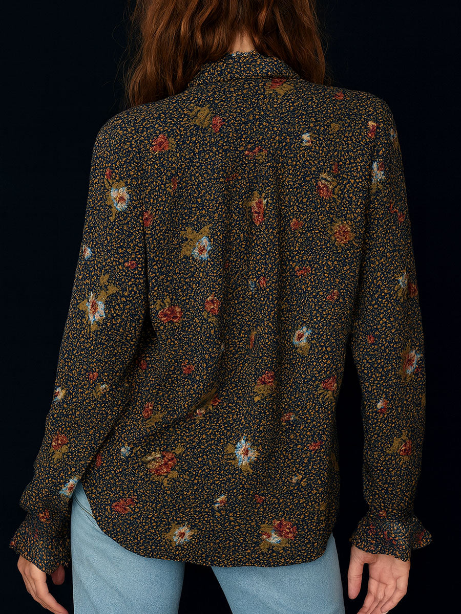 Vintage Floral Tee with Curved Hem and Stitched Sleeves