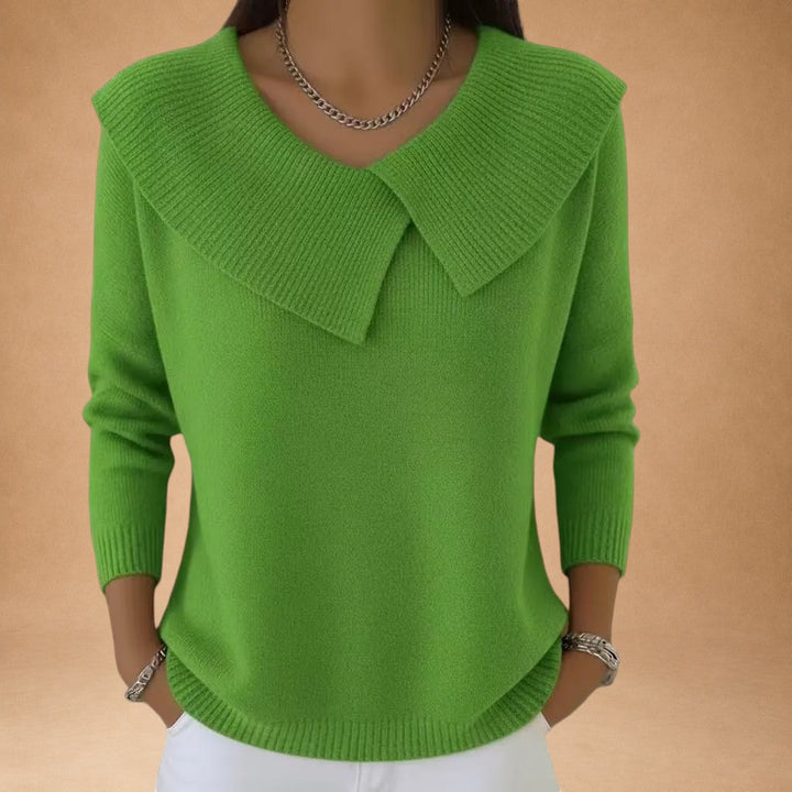 Nikoleta - Warm Sweater with Soft Collar