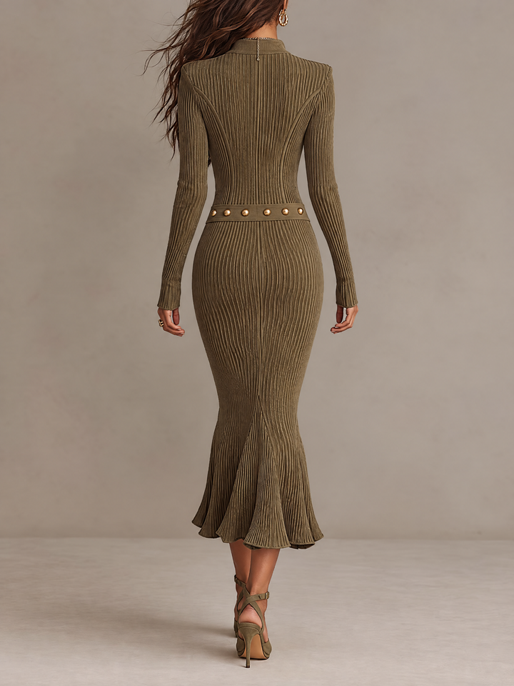 Chic Ribbed Midi Dress with Belt and Stylish Break Detail