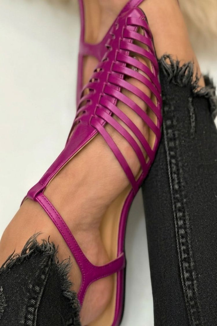 Flora - Stylishly Designed Sandals
