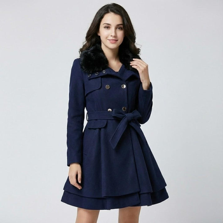 Chic Fitted Winter Coat with Luxurious Soft Collar