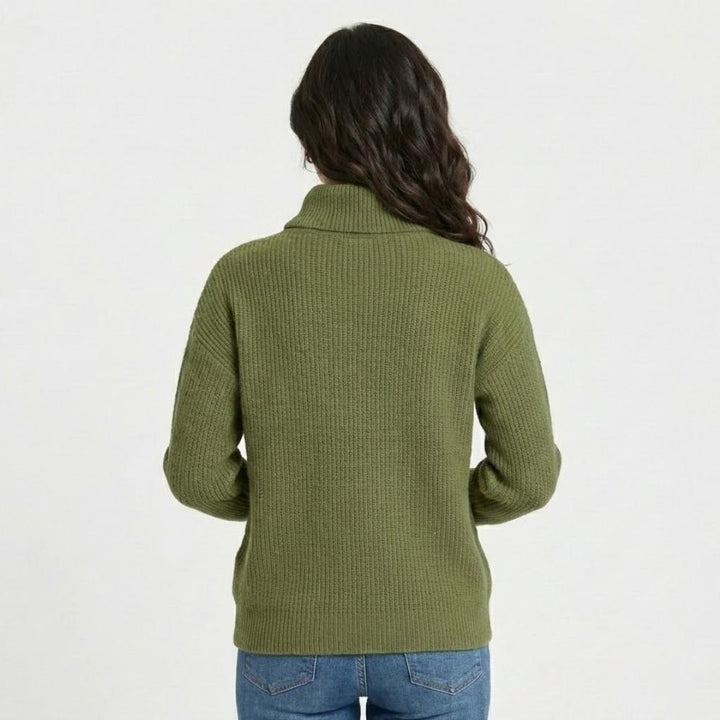 Cozy Loose-Fit Knitted Sweater with Button Closure