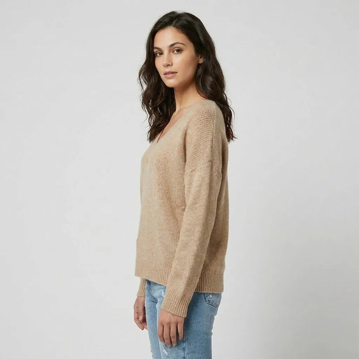 Cozy V-Neck Sweater in a Soft Wool Blend with Relaxed Fit