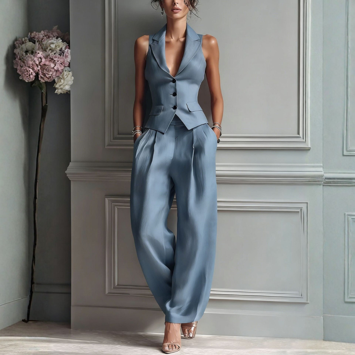 SARA | 2-Piece Set with EM V Decoration