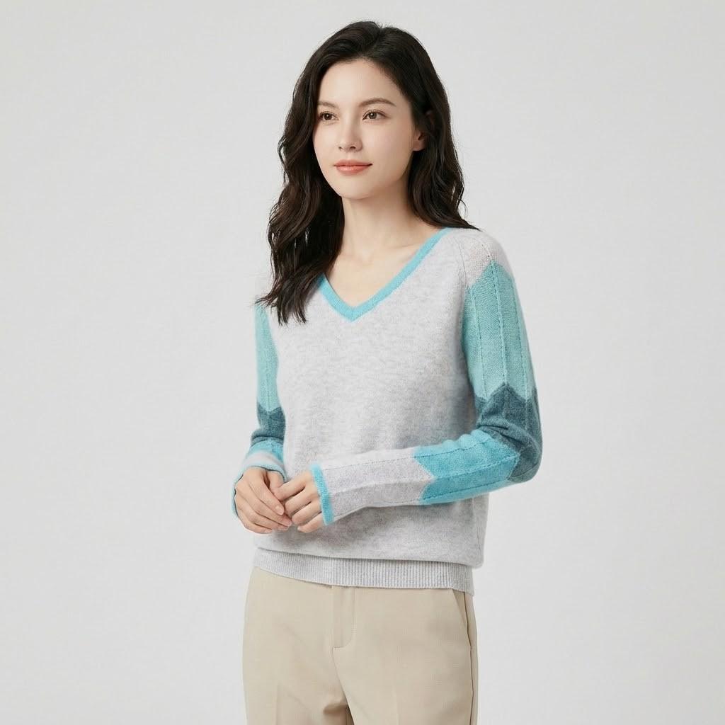 Cozy Loose-Fit Knit Sweater with Vibrant Geometric Design