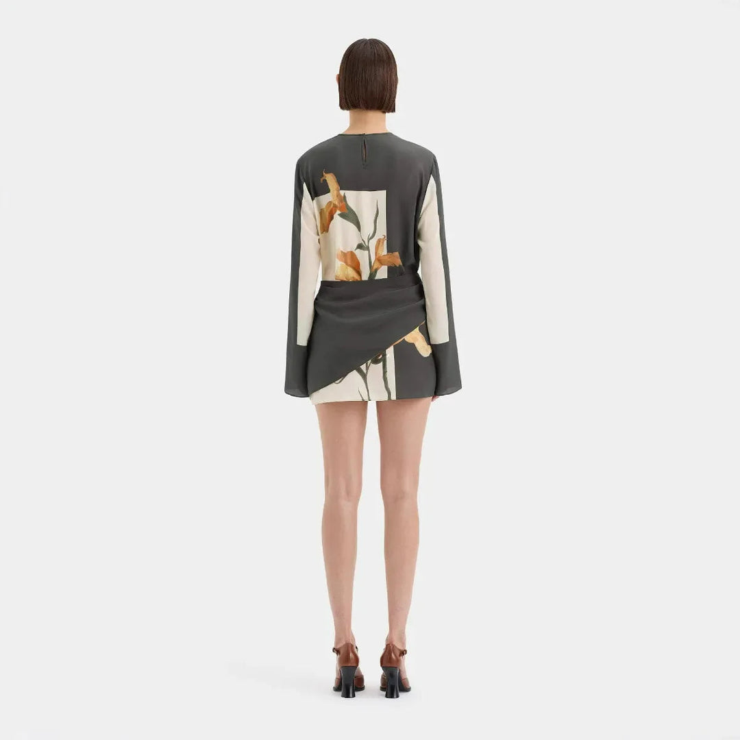 Constance Mini Dress with Flowers and Twist Design