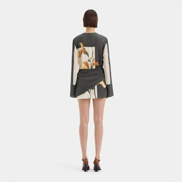 Constance Mini Dress with Flowers and Twist Design