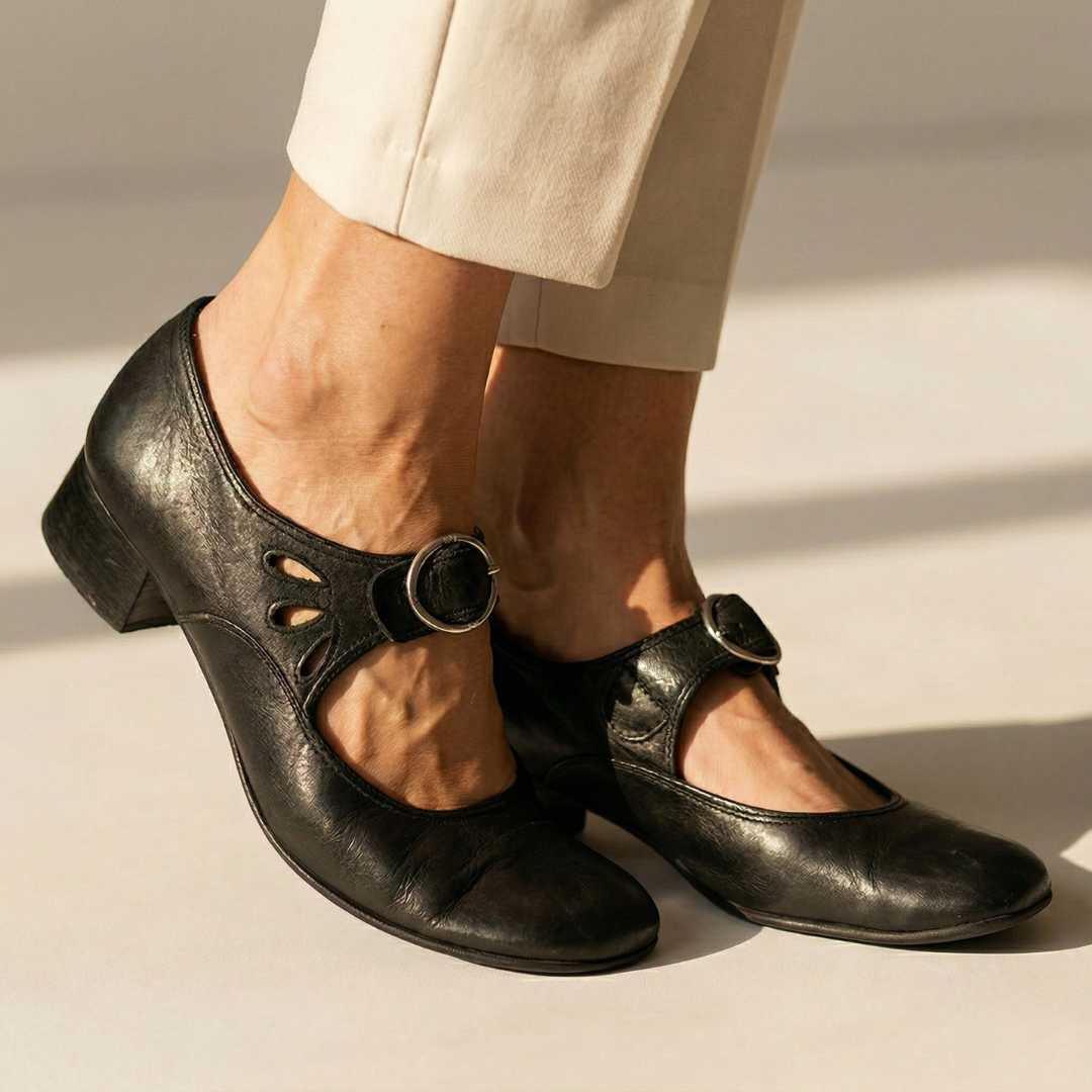 Leni – Shoes with Sharp Heels